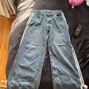 Baggy y2k jeans Edikted Blue Flare Jeans with White Stripes